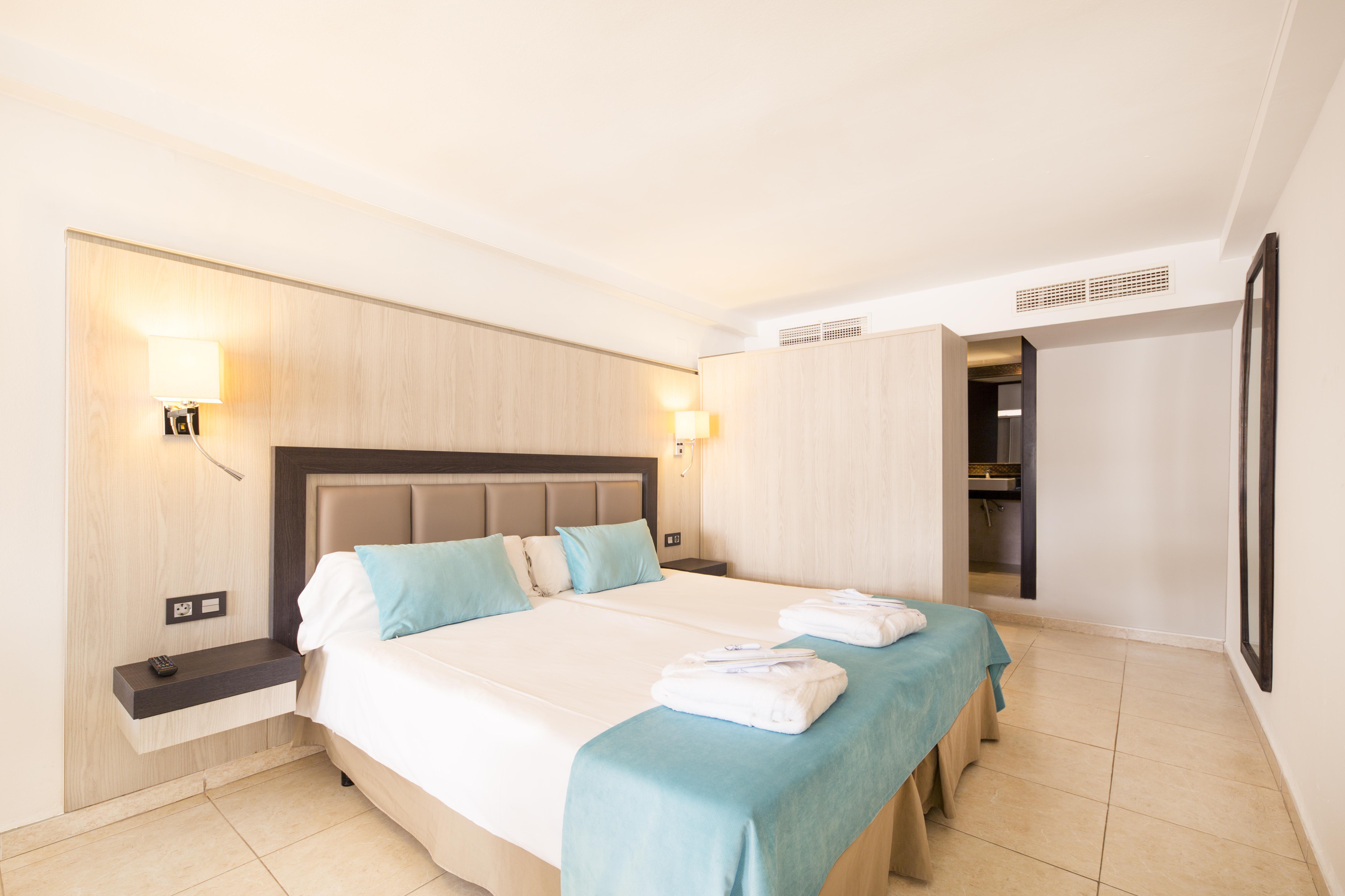 Готель Fergus Style Bahamas (Adults Only) Плайя-ден-Босса Екстер'єр фото